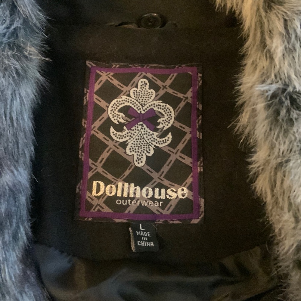 Host Pick 🔥 NWOT Dollhouse Outerwear Coat-Removable Fur Collar - Picture 16 of 16